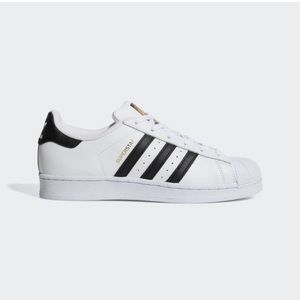 WOMENS SIZE 9 MENS SIZE 7 ADIDAS SUPERSTARS
